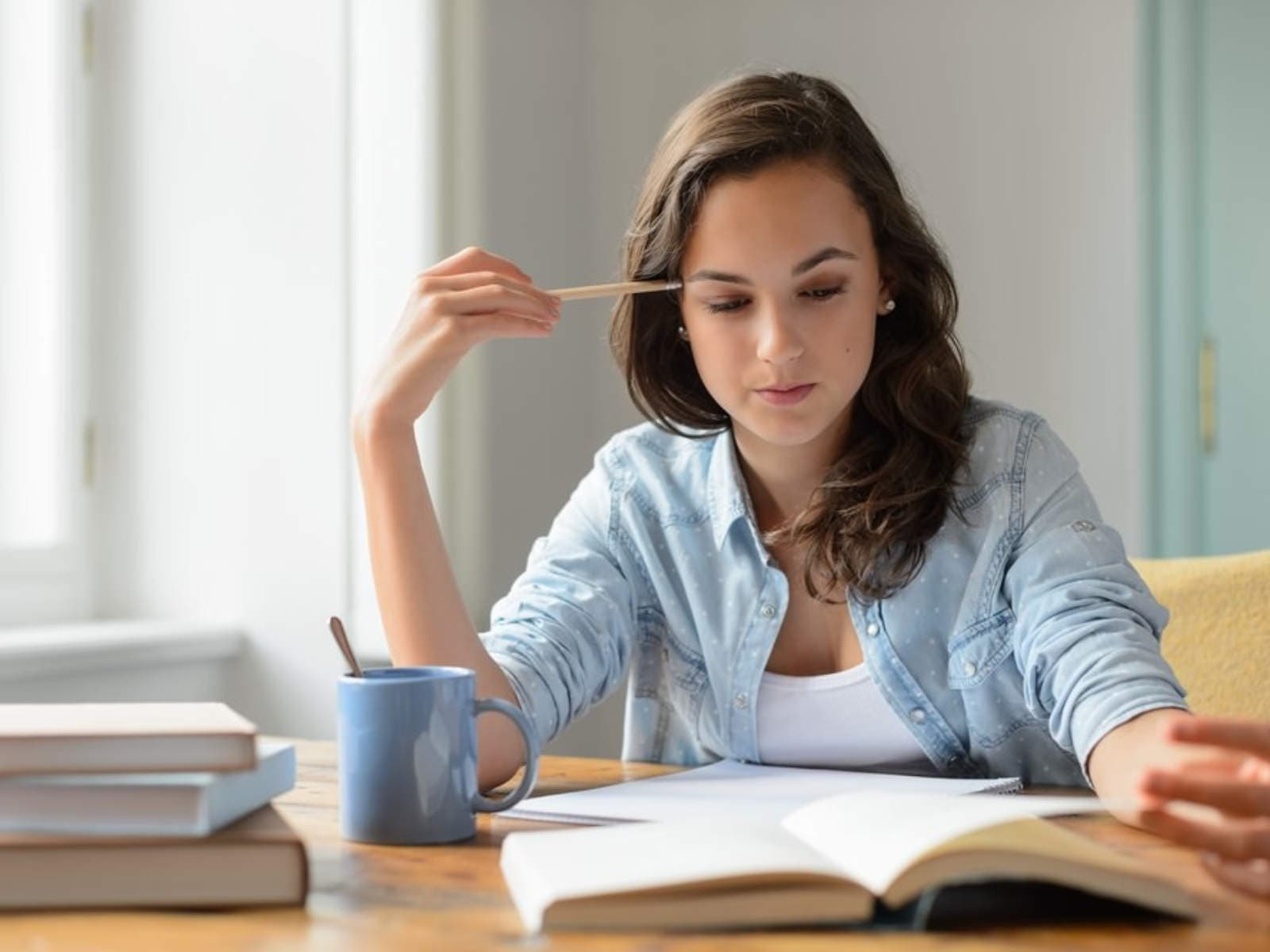 Active recall study technique illustration showing brain engagement